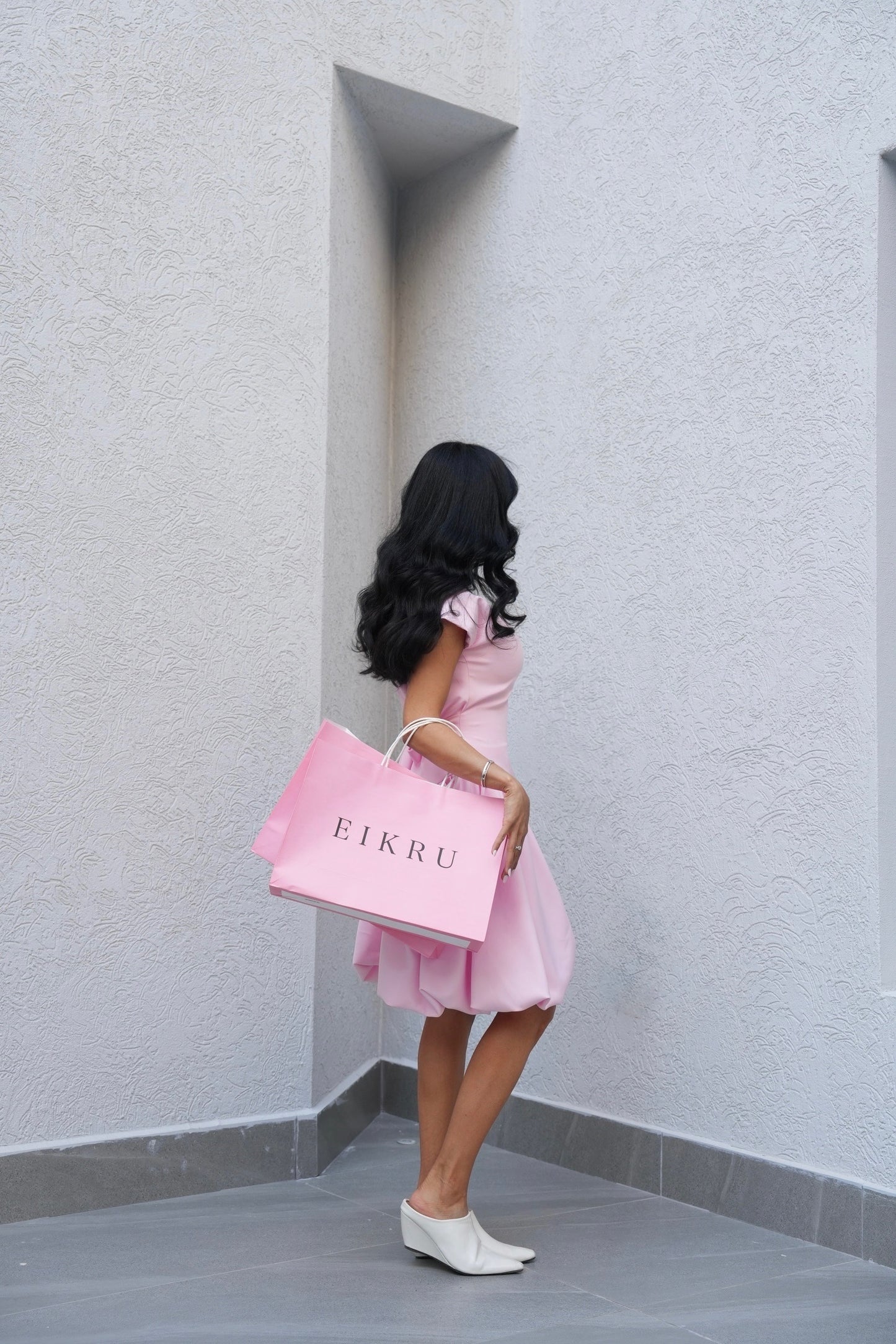 pink dress